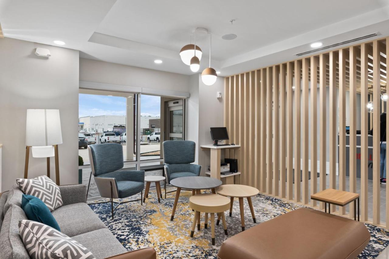 Towneplace Suites By Marriott White Hall Εξωτερικό φωτογραφία
